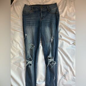 maurice’s ripped skinny jeans